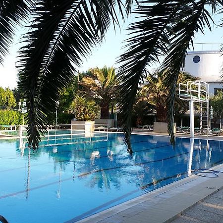 Hotel Cormoran Cattolica Ngoại thất bức ảnh